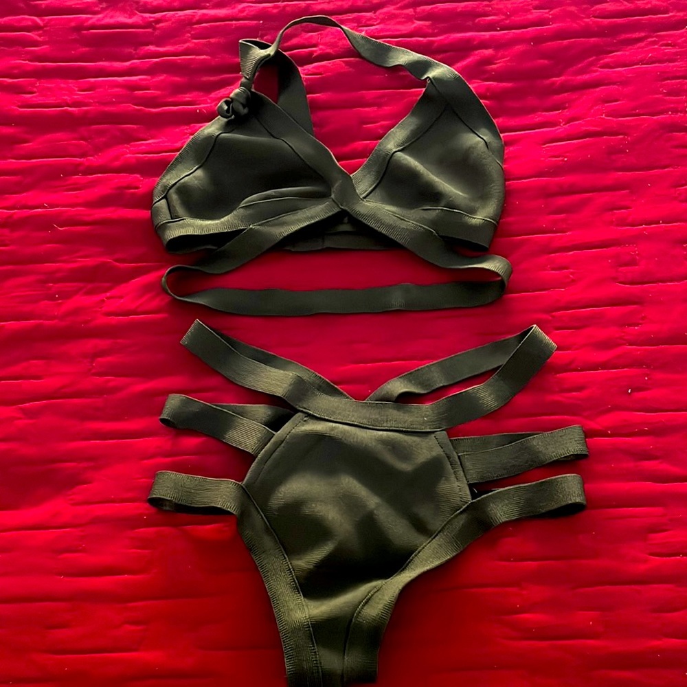 Strappy swim suit